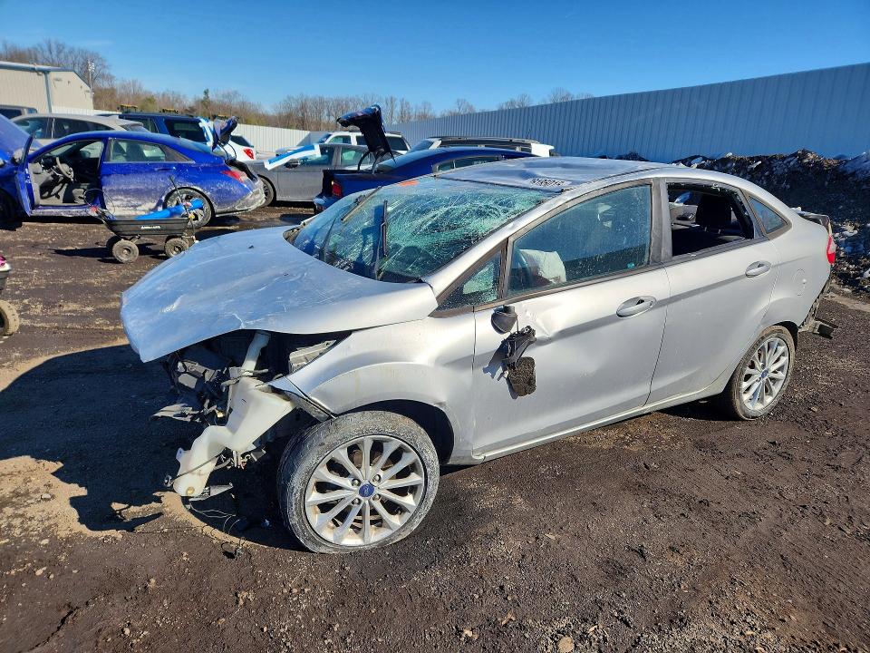 FORD FIESTA 2014 with VIN 3FADP4BJ7EM159604 - Photo from auction