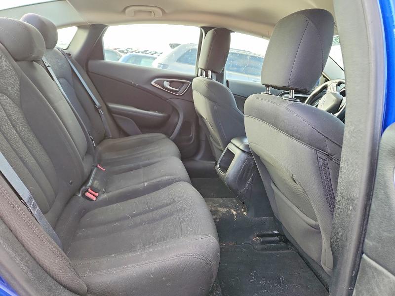 Photo 10 from auction – 2015 CHRYSLER 200 with VIN 1C3CCCAB9FN701786