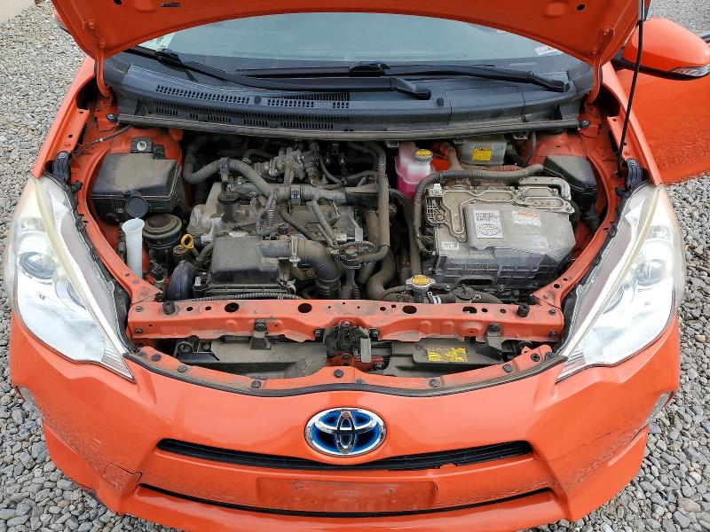 Photo 11 from auction – 2014 TOYOTA PRIUS C with VIN JTDKDTB30E1068628