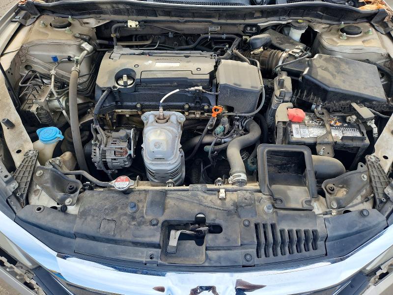 Photo 11 from auction – 2016 HONDA ACCORD with VIN 1HGCR2F35GA244524