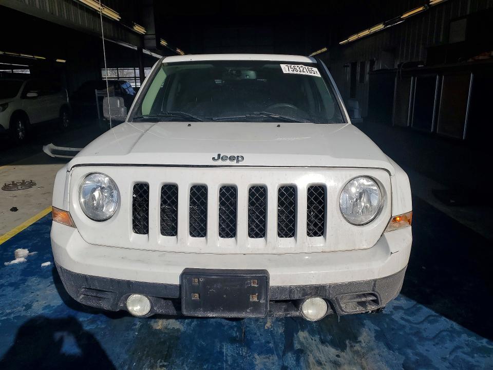 Photo 5 from auction – 2016 JEEP PATRIOT with VIN 1C4NJRFB8GD596199