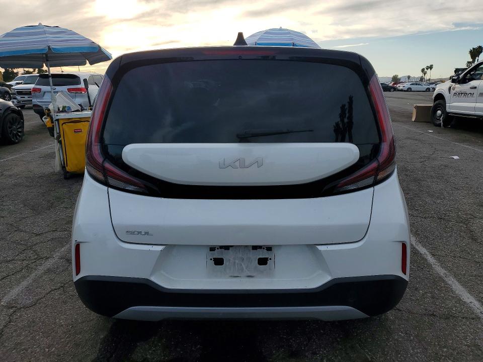 Photo 6 from auction – 2023 KIA SOUL with VIN KNDJ23AU5P7839788