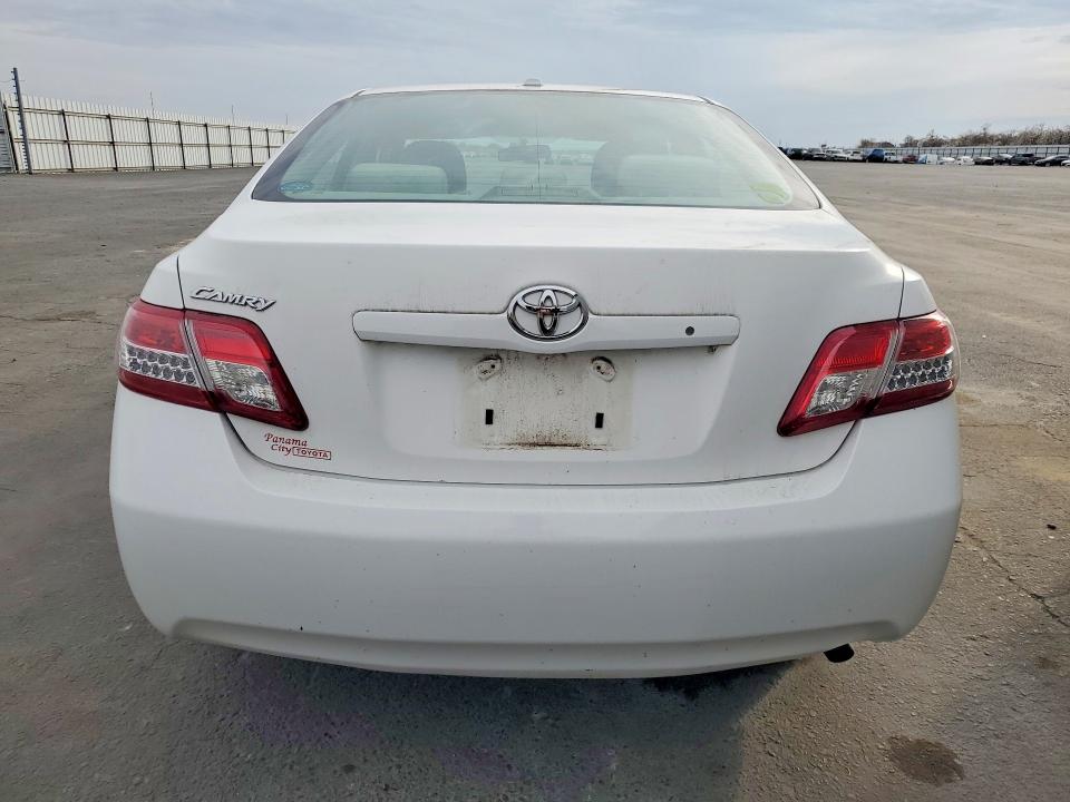 Photo 6 from auction – 2011 TOYOTA CAMRY BASE with VIN 4T1BF3EKXBU692682