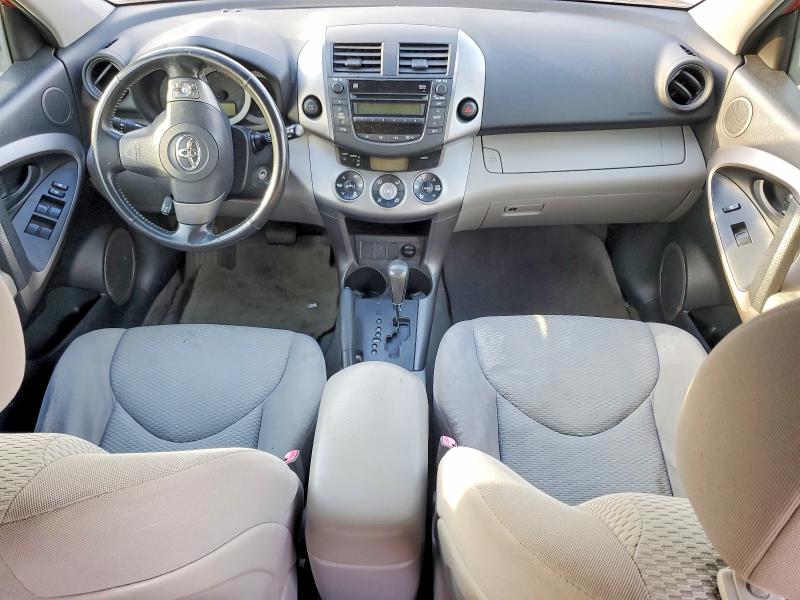 Photo 8 from auction – 2006 TOYOTA RAV4 LIMIT with VIN JTMZD31V665031501