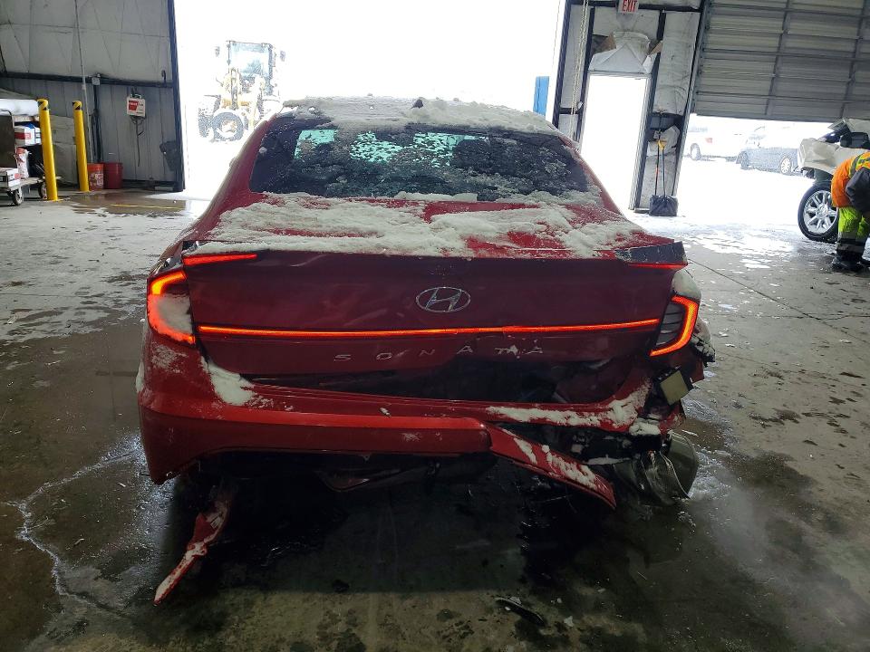Photo 6 from auction – 2021 HYUNDAI SONATA with VIN 5NPEF4JA2MH103156