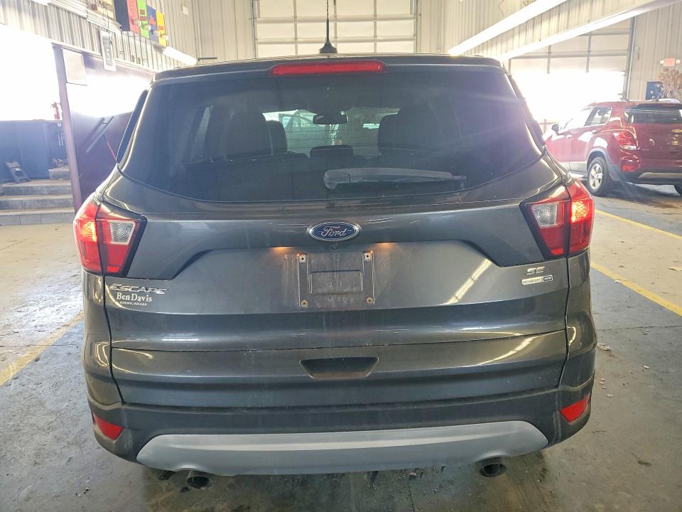Photo 6 from auction – 2019 FORD ESCAPE with VIN 1FMCU9GD6KUC01892