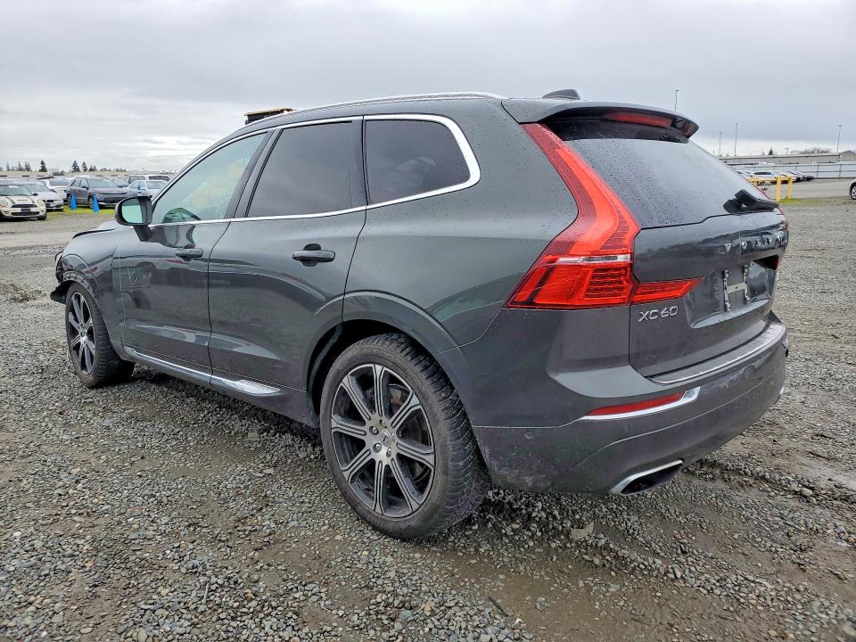 Photo 2 from auction – 2018 VOLVO XC60 T6 IN with VIN YV4A22RL5J1002486