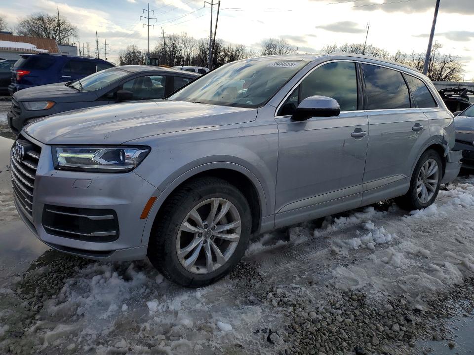 AUDI Q7 PREMIUM 2019 with VIN WA1AAAF76KD009142 - Photo from auction