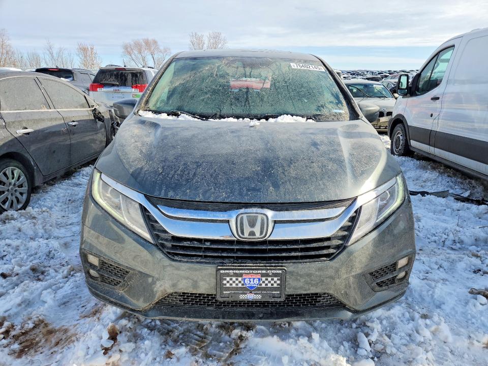 Photo 5 from auction – 2018 HONDA ODYSSEY with VIN 5FNRL6H7XJB096824