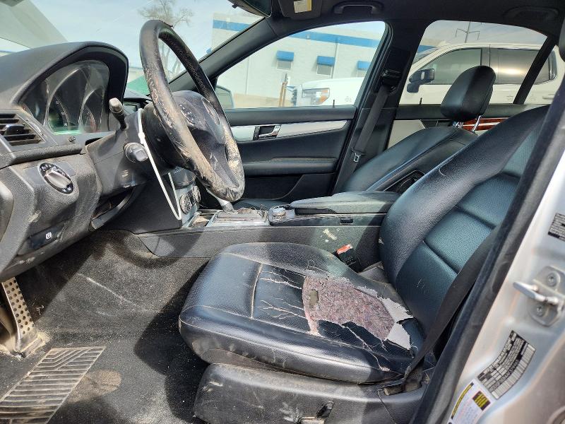 Photo 7 from auction – 2010 MERCEDES-BENZ C with VIN WDDGF5EB4AF379965