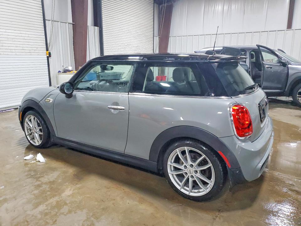 Photo 2 from auction – 2019 MINI COOPER S with VIN WMWXP7C51K2A53873
