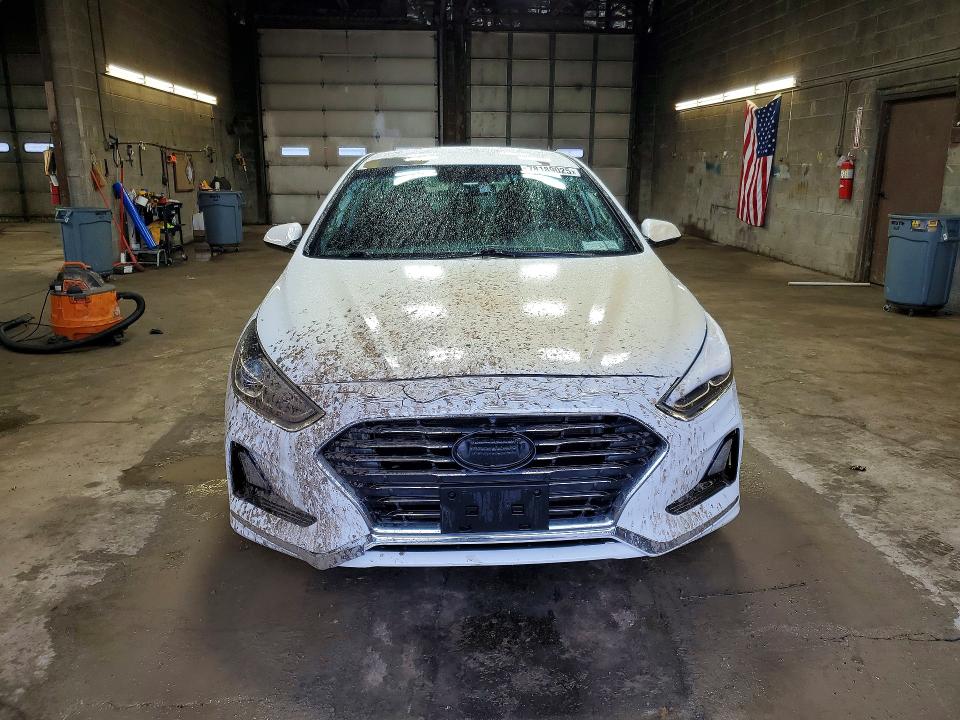 Photo 5 from auction – 2019 HYUNDAI SONATA with VIN 5NPE24AF1KH795589