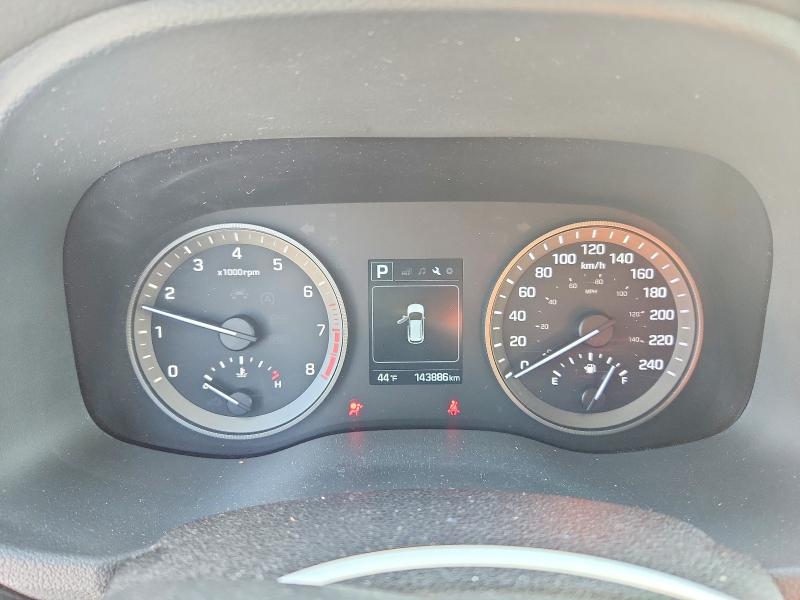 Photo 9 from auction – 2017 HYUNDAI TUCSON with VIN KM8J33A45HU343207