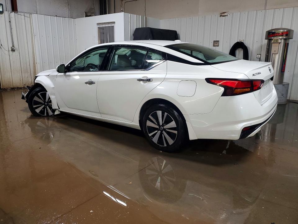 Photo 2 from auction – 2019 NISSAN ALTIMA with VIN 1N4BL4EW6KN302540