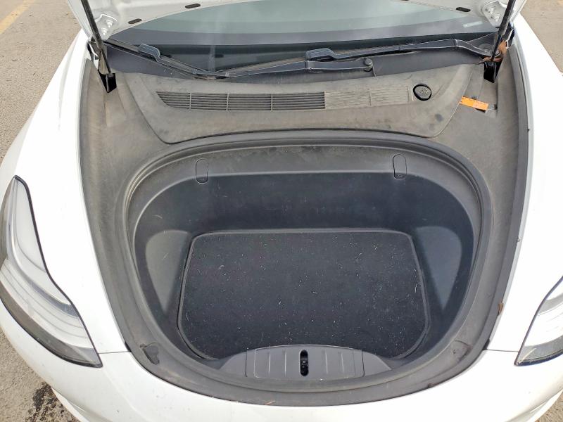 Photo 11 from auction – 2018 TESLA MODEL 3 with VIN 5YJ3E1EBXJF115478
