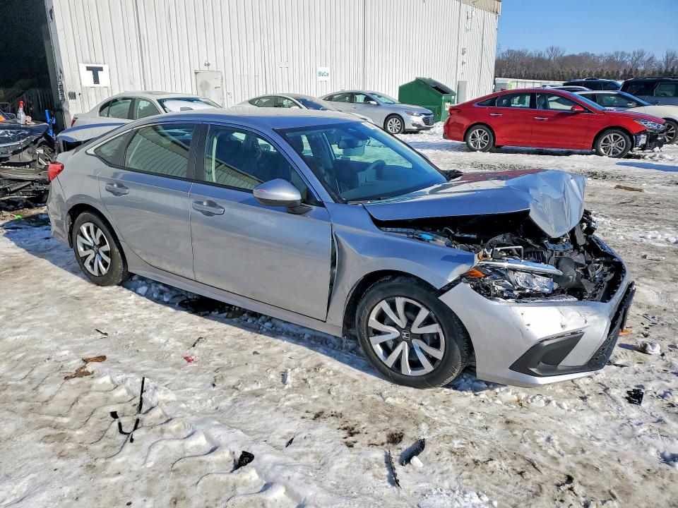 Photo 4 from auction – 2022 HONDA CIVIC LX with VIN 2HGFE2F24NH511554