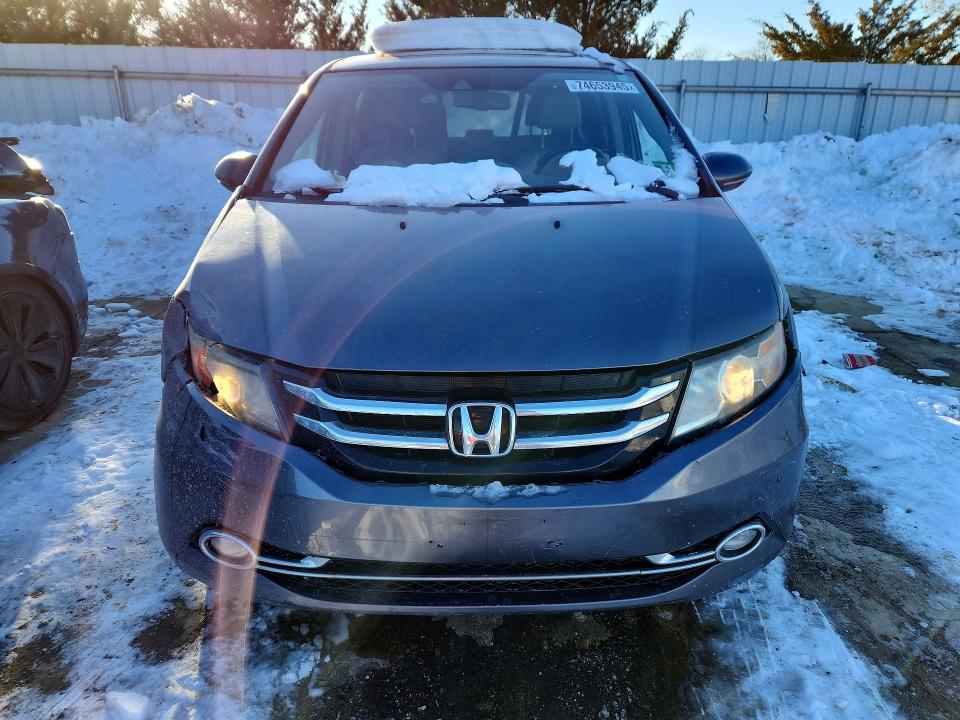 Photo 5 from auction – 2014 HONDA ODYSSEY TO with VIN 5FNRL5H96EB022480