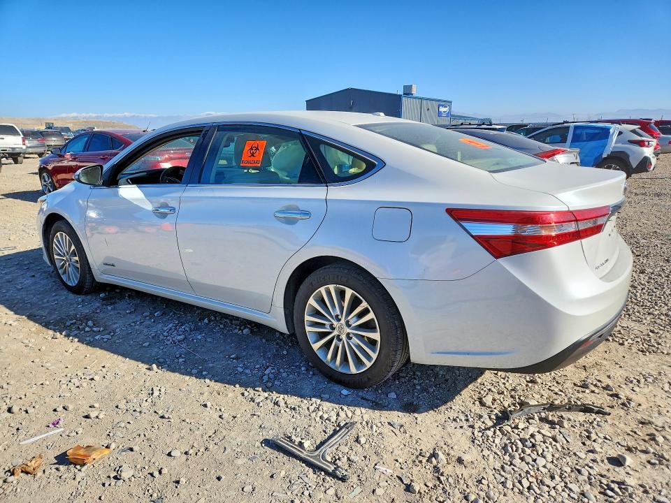 Photo 2 from auction – 2015 TOYOTA AVALON HYB with VIN 4T1BD1EB2FU039408