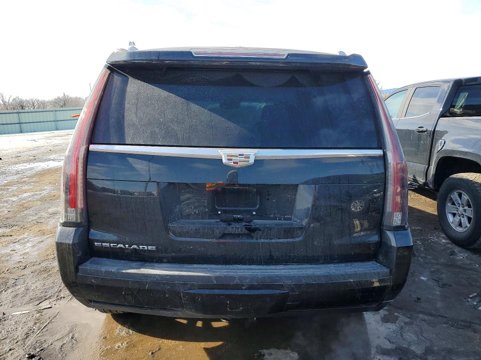 Photo 6 from auction – 2015 CADILLAC ESCALADE with VIN 1GYS4MKJ5FR742872