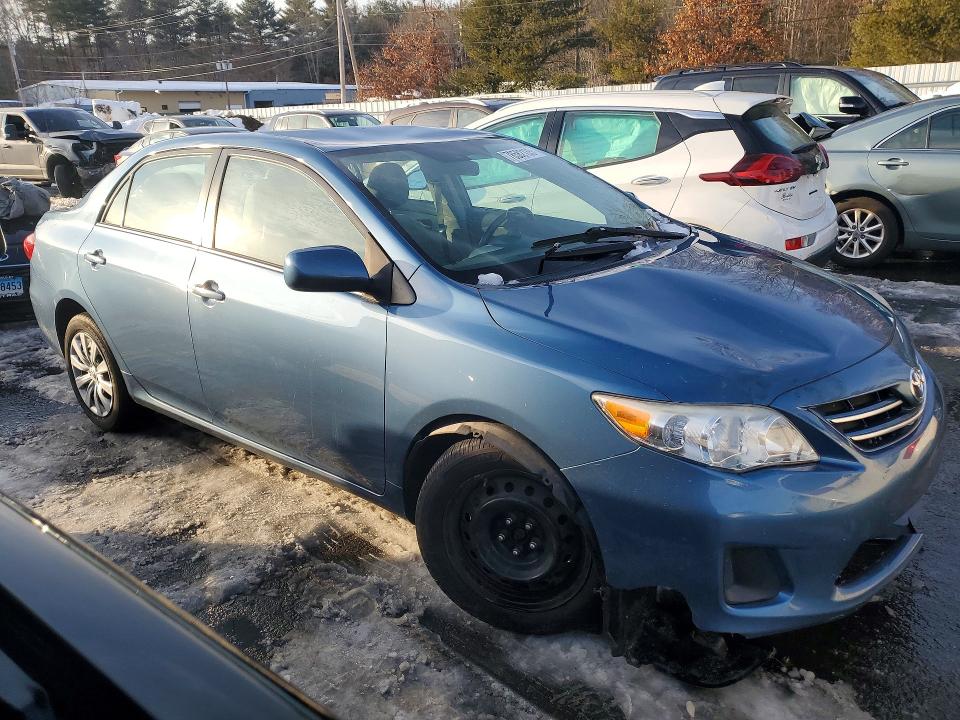 Photo 4 from auction – 2013 TOYOTA COROLLA with VIN 5YFBU4EE5DP180287