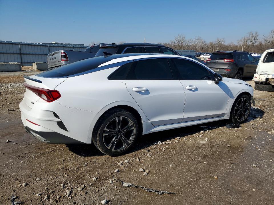 Photo 3 from auction – 2022 KIA K5 with VIN 5XXG64J2XNG131737