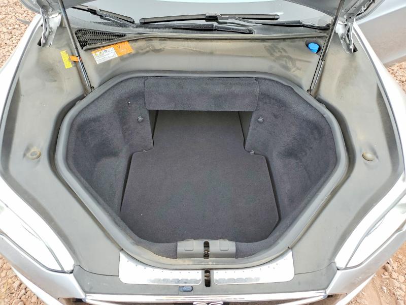 Photo 11 from auction – 2013 TESLA MODEL S with VIN 5YJSA1CP1DFP07698