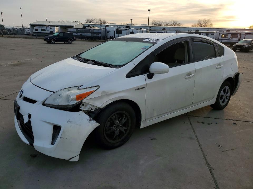 TOYOTA PRIUS 2015 with VIN JTDKN3DU0F0426501 - Photo from auction