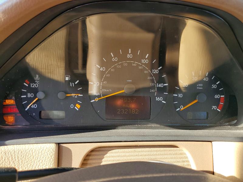 Photo 9 from auction – 2000 MERCEDES-BENZ E with VIN WDBJF65J1YB100825