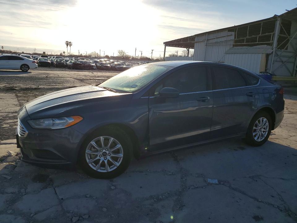 FORD FUSION 2018 with VIN 3FA6P0G77JR240078 - Photo from auction