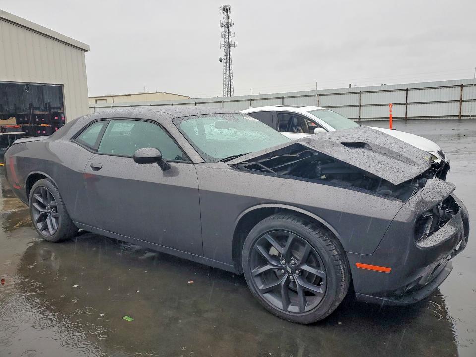 Photo 4 from auction – 2023 DODGE CHALLENGER with VIN 2C3CDZAG8PH602835
