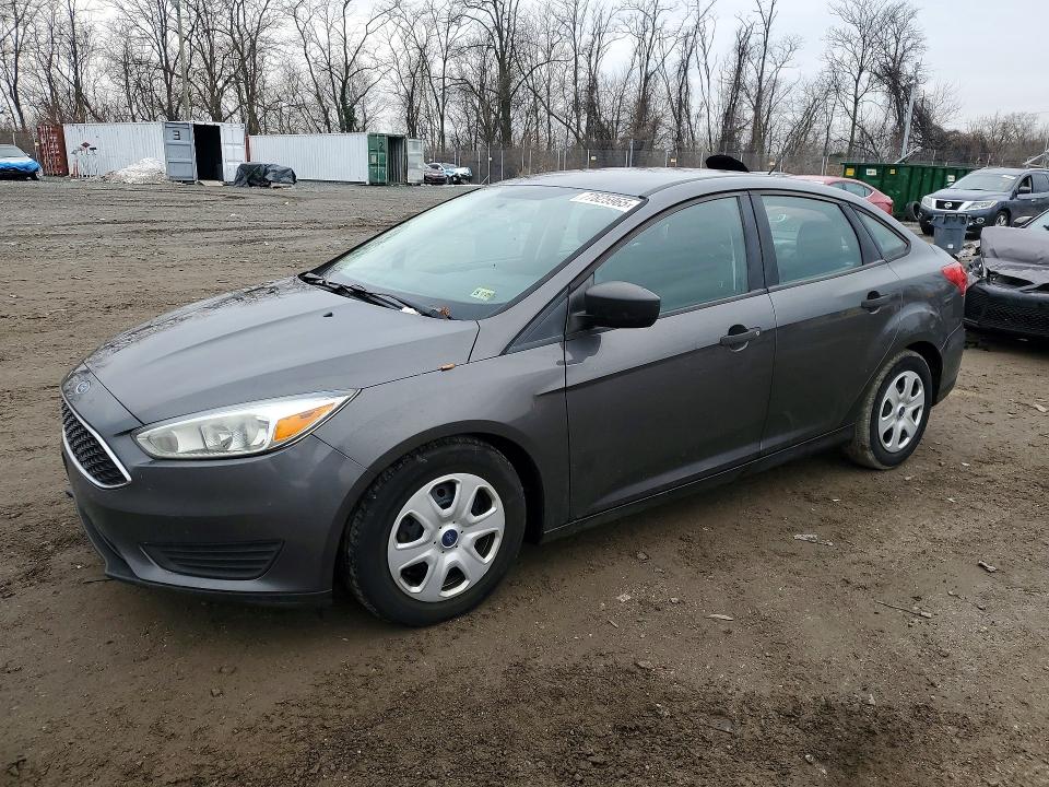 FORD FOCUS S 2015 with VIN 1FADP3E20FL332770 - Photo from auction
