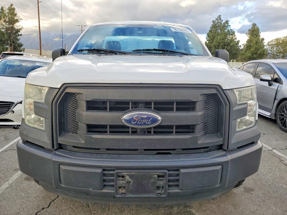 Foto 5 de la subasta – 2016 FORD F150 con VIN 1FTMF1C87GKD95672