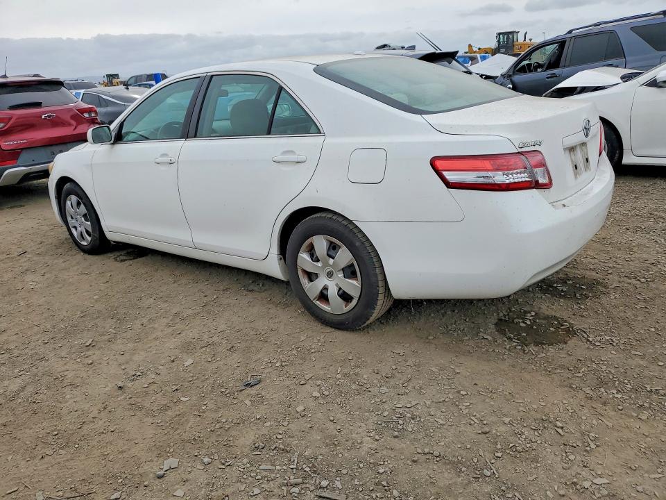 Photo 2 from auction – 2011 TOYOTA CAMRY with VIN 4T4BF3EK9BR103028