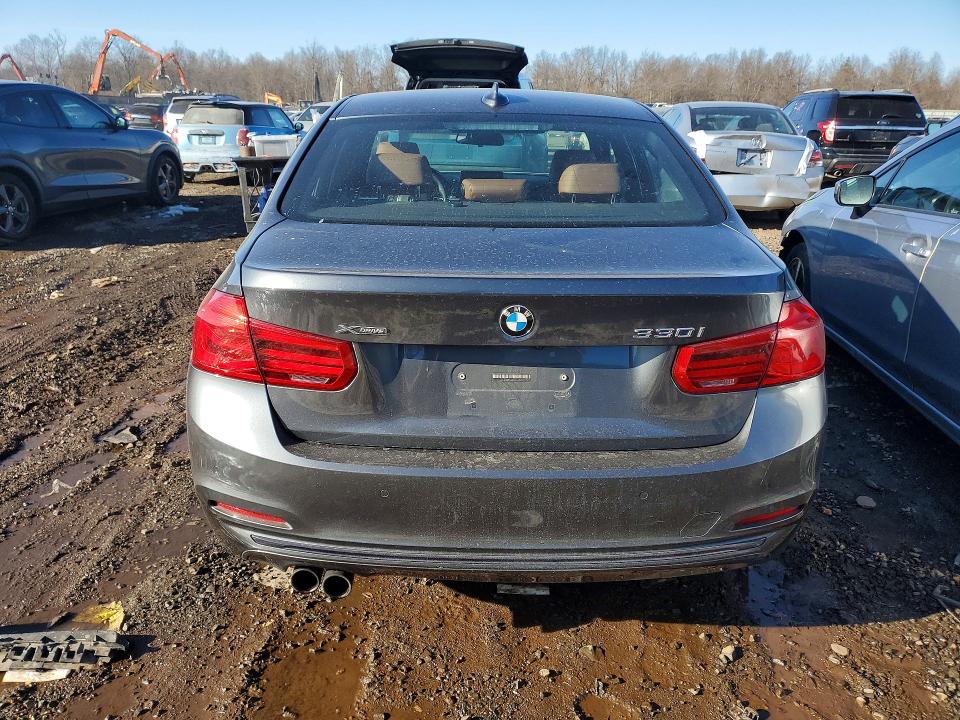 Photo 6 from auction – 2017 BMW 330 XI with VIN WBA8D9G54HNU60402