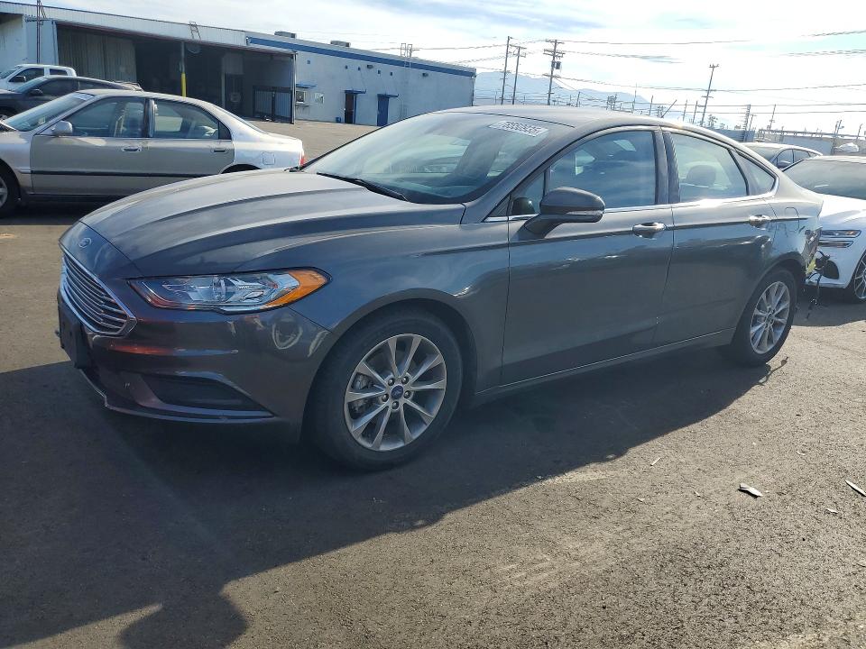 FORD FUSION 2017 with VIN 3FA6P0HD7HR387466 - Photo from auction