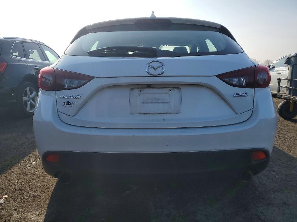 Photo 6 from auction – 2015 MAZDA 3 GRAND TO with VIN JM1BM1M32F1271815