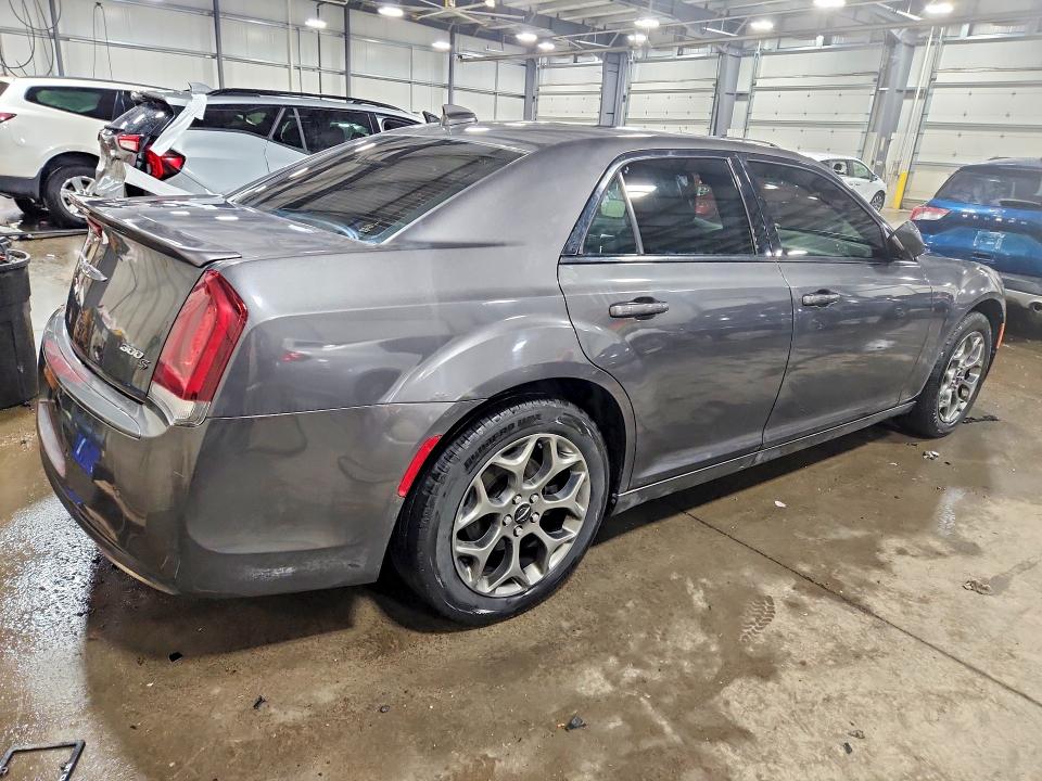 Photo 3 from auction – 2016 CHRYSLER 300 with VIN 2C3CCAGG9GH136196