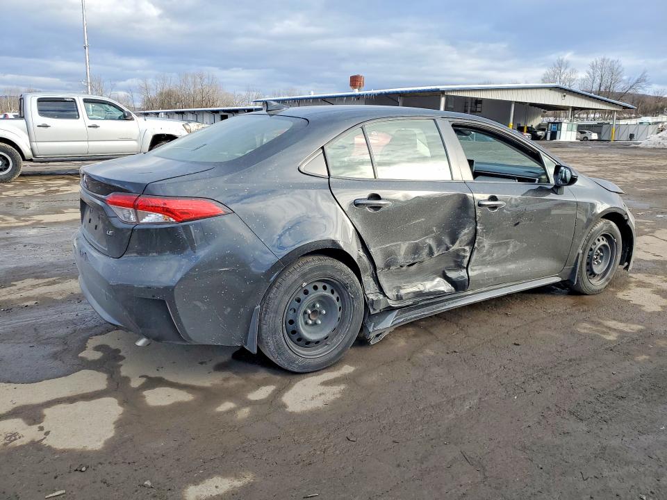 Photo 3 from auction – 2022 TOYOTA COROLLA with VIN JTDEPMAE9NJ220077