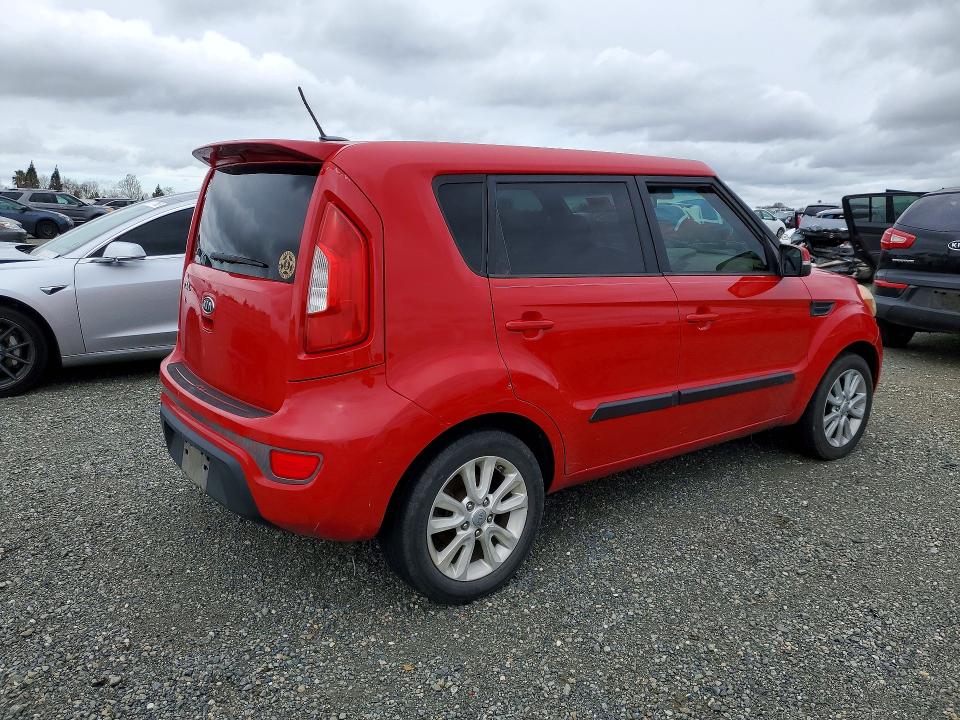 Photo 3 from auction – 2012 KIA SOUL with VIN KNDJT2A64C7392678