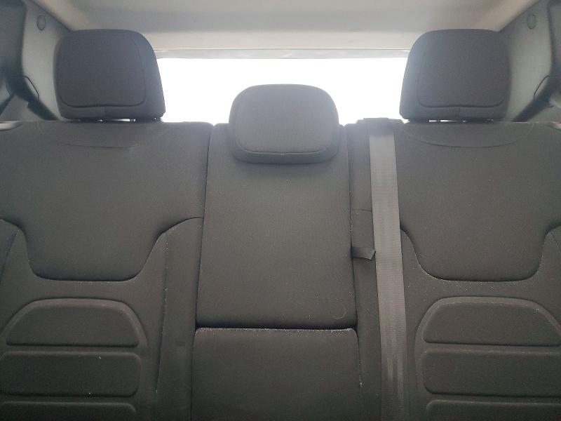 Photo 10 from auction – 2019 JEEP RENEGADE with VIN ZACNJBBB4KPJ73849