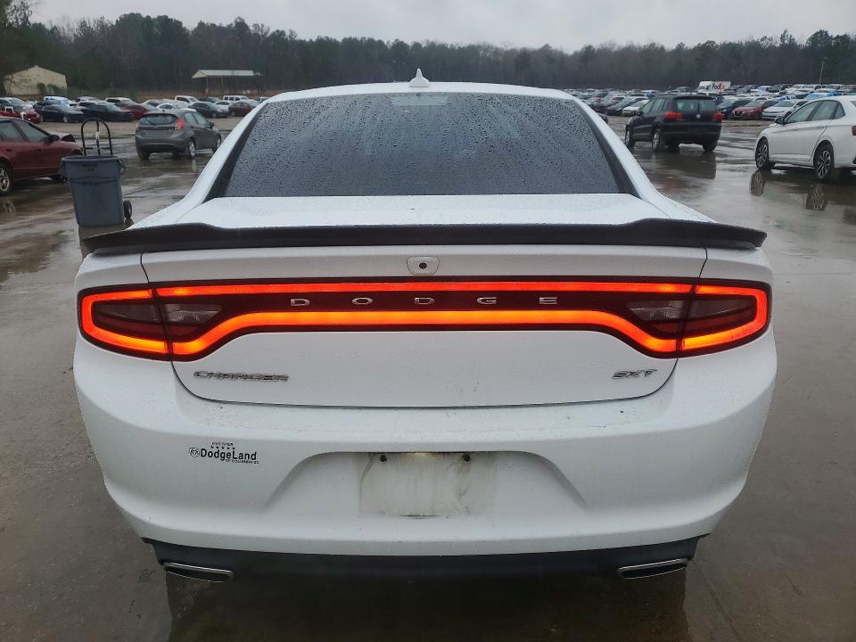 Photo 6 from auction – 2017 DODGE CHARGER with VIN 2C3CDXHGXHH585483