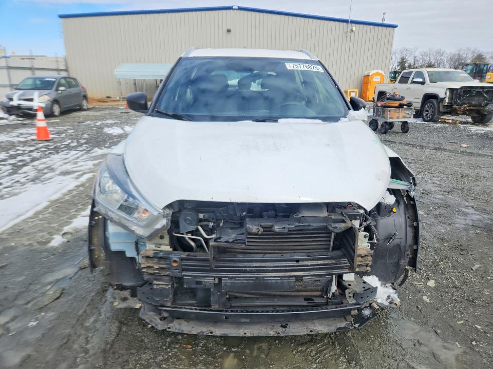 Photo 5 from auction – 2018 NISSAN KICKS S with VIN 3N1CP5CU2JL546570
