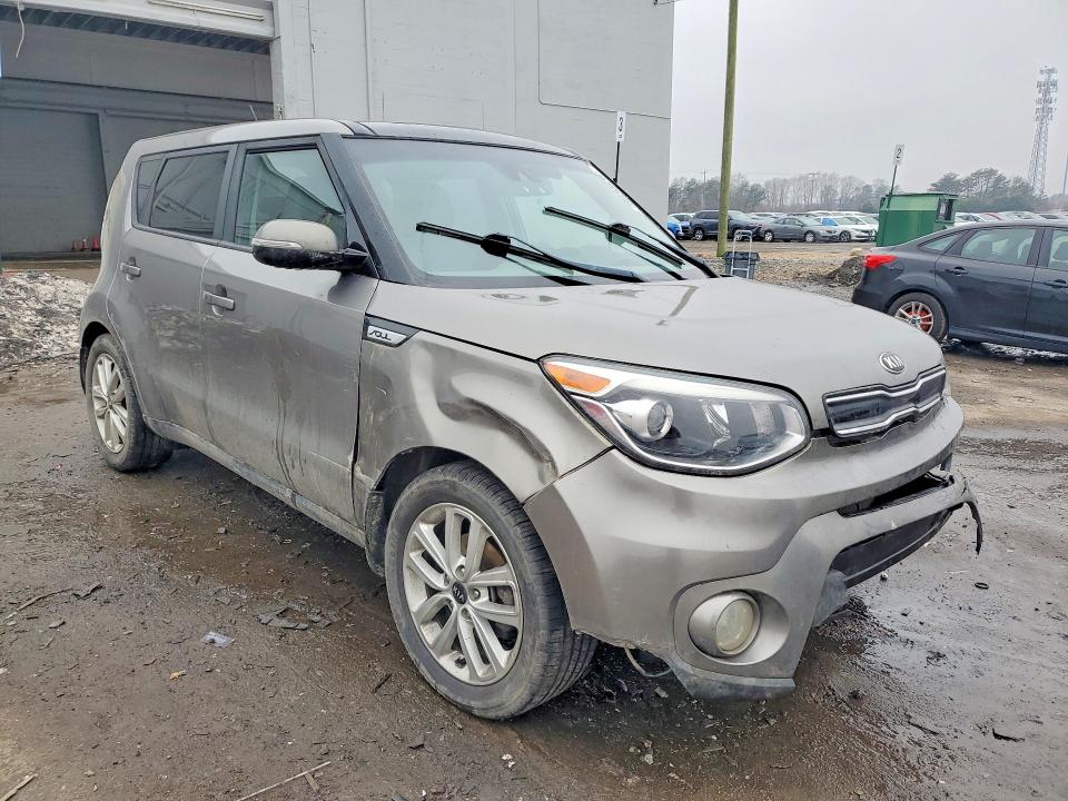 Photo 4 from auction – 2017 KIA SOUL with VIN KNDJP3A55H7497285