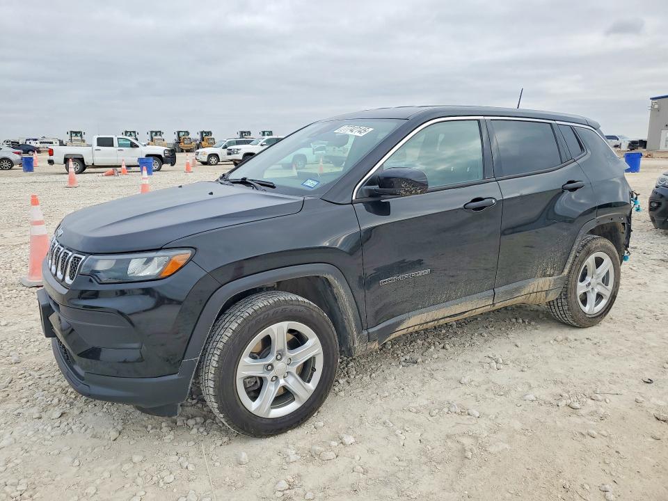 JEEP COMPASS 2023 with VIN 3C4NJDAN3PT520002 - Photo from auction