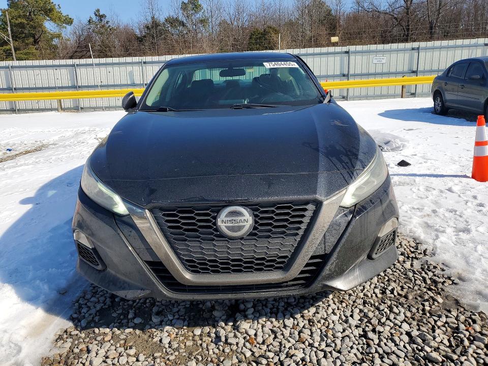 Photo 5 from auction – 2019 NISSAN ALTIMA with VIN 1N4BL4CV0KC142242