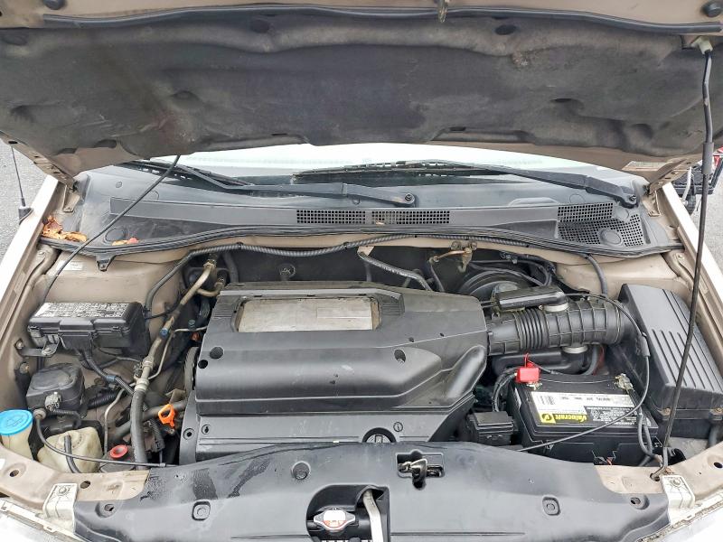 Photo 12 from auction – 2003 HONDA ODYSSEY with VIN 5FNRL18663B104107