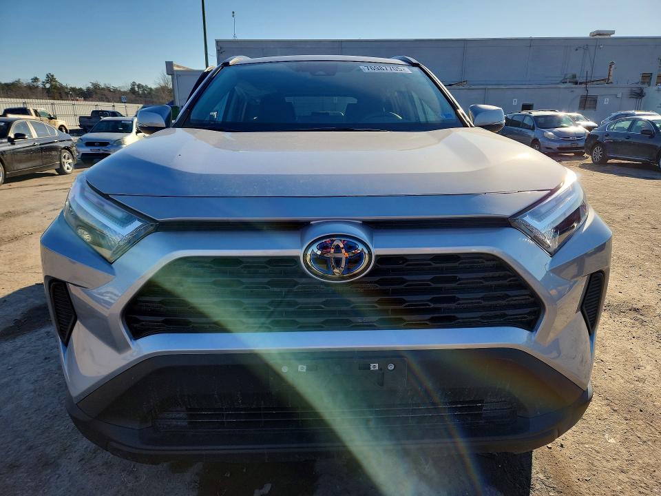 Photo 5 from auction – 2024 TOYOTA RAV4 XLE with VIN 4T3RWRFV3RU124012
