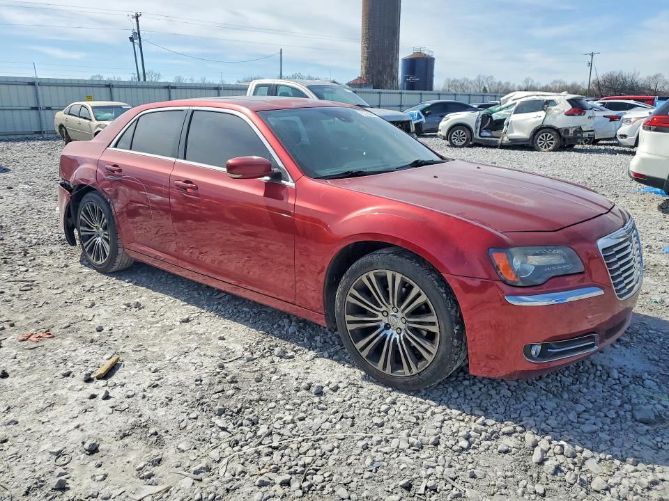 Photo 4 from auction – 2013 CHRYSLER 300 with VIN 2C3CCABG3DH732164