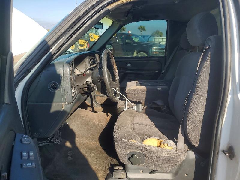 Photo 7 from auction – 1999 CHEVROLET SILVERADO with VIN 1GCEC14T8XE122643