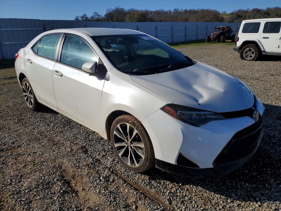 Photo 4 from auction – 2017 TOYOTA COROLLA L with VIN 5YFBURHE1HP696113